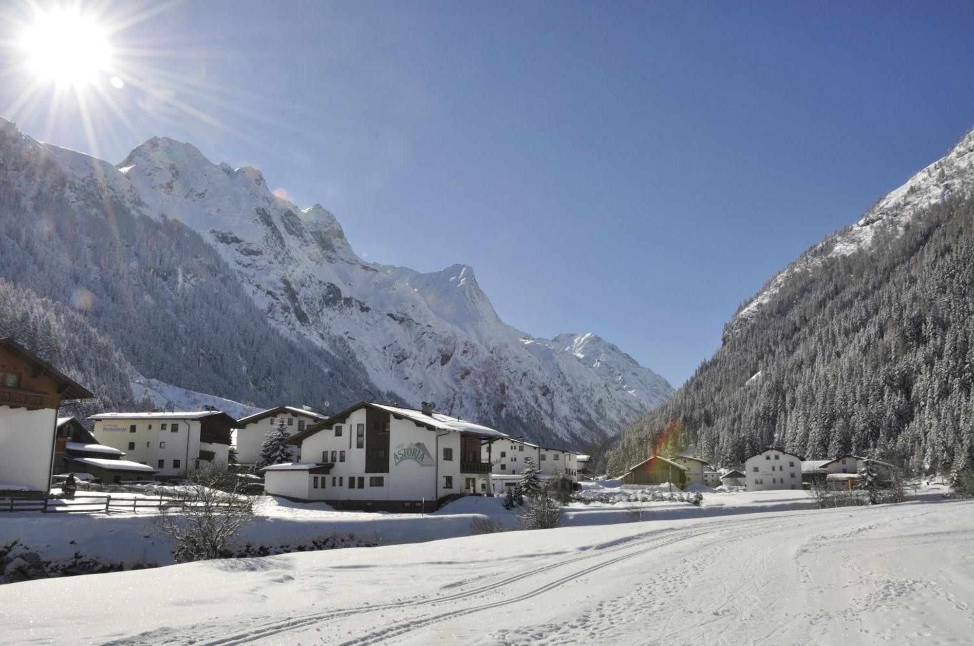 Haus Astoria Daire Sankt Leonhard im Pitztal Dış mekan fotoğraf