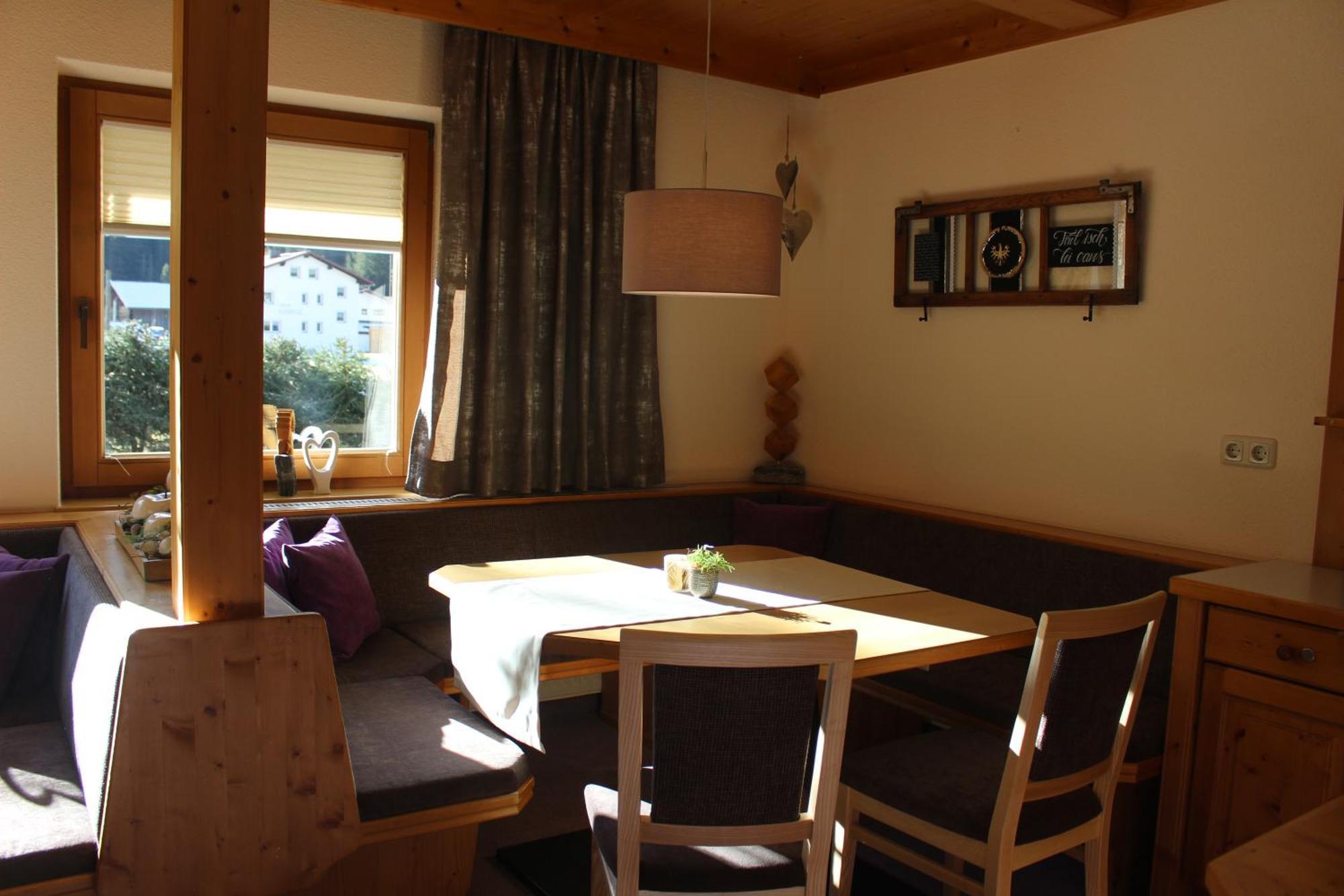 Haus Astoria Daire Sankt Leonhard im Pitztal Dış mekan fotoğraf